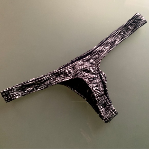 The Core Brief (Grey) - Picture 3 of 6